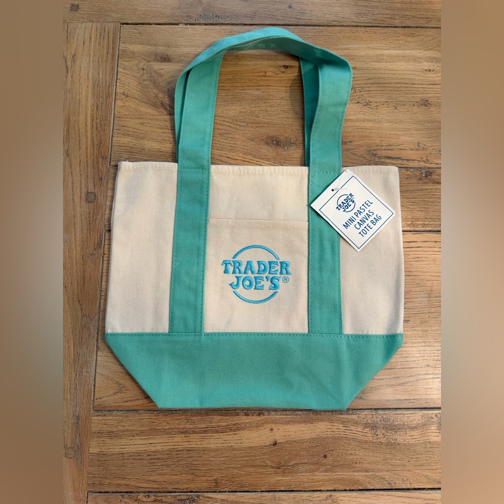 Trader Joes Pastel Mini Tote Bag
Set of 4 - Picture 4 of 5